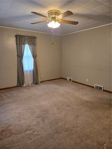 19 S Oak Street, Fairchance, PA 15436