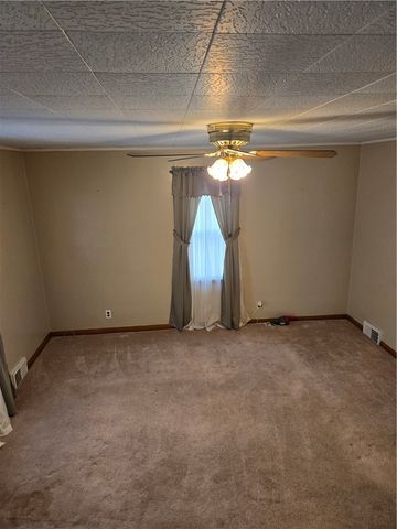 19 S Oak Street, Fairchance, PA 15436