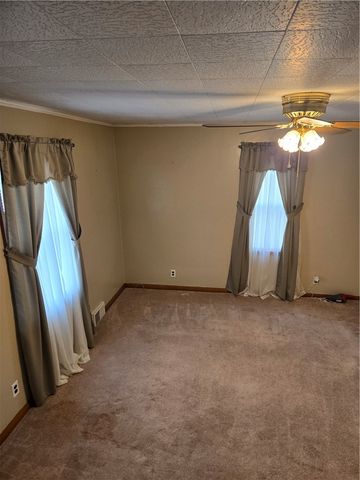 19 S Oak Street, Fairchance, PA 15436