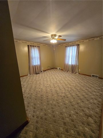 19 S Oak Street, Fairchance, PA 15436