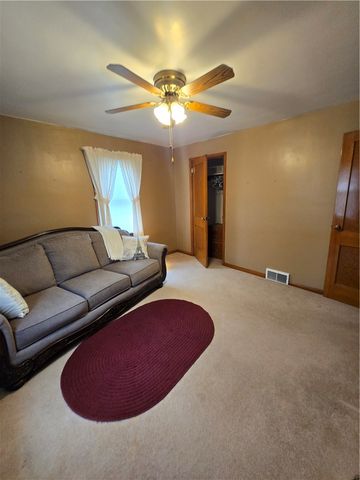 19 S Oak Street, Fairchance, PA 15436