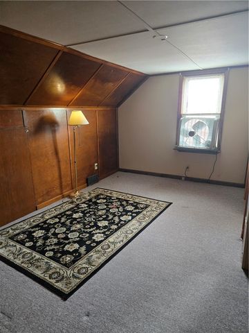 19 S Oak Street, Fairchance, PA 15436
