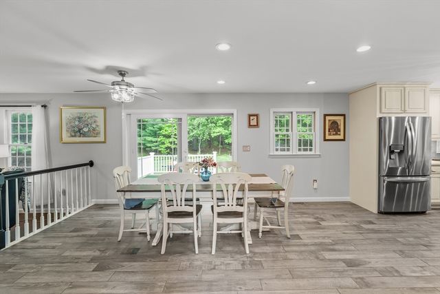 8 Berridge Way, North Reading, MA 01864