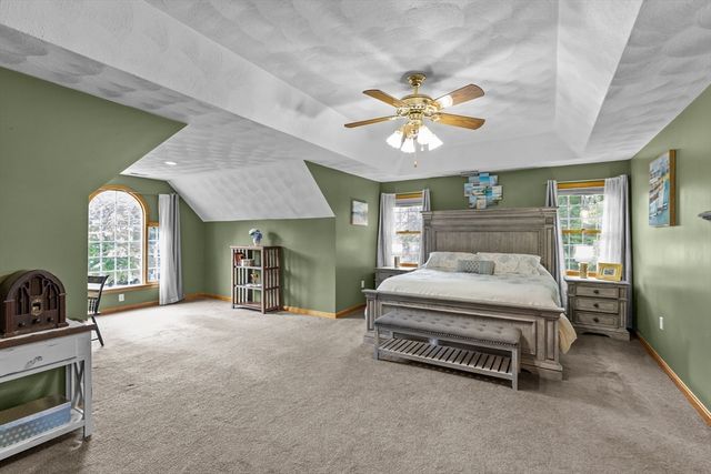 8 Berridge Way, North Reading, MA 01864