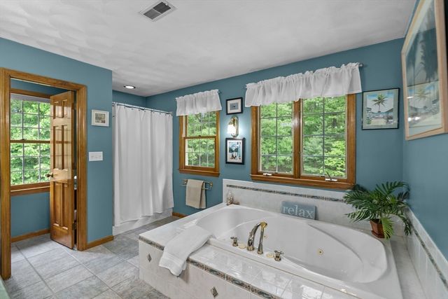 8 Berridge Way, North Reading, MA 01864