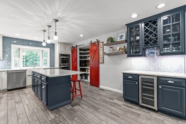 8 Berridge Way, North Reading, MA 01864