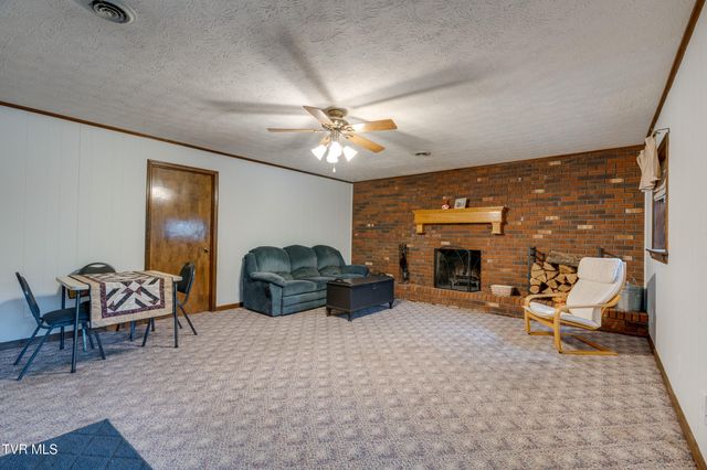 158 Ezee Street, Elizabethton, TN 37643