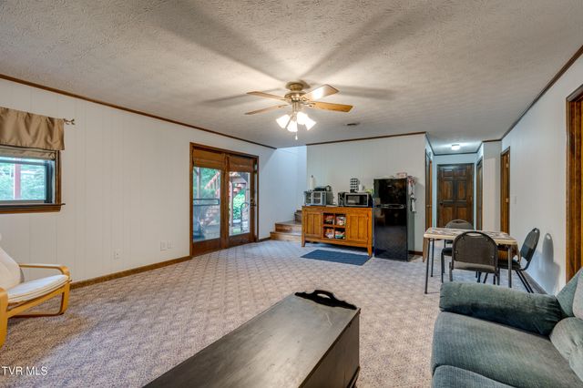 158 Ezee Street, Elizabethton, TN 37643