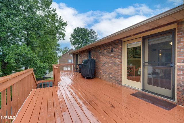 158 Ezee Street, Elizabethton, TN 37643