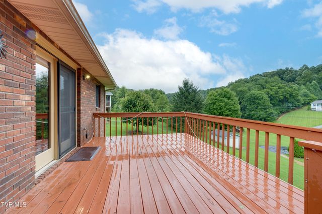 158 Ezee Street, Elizabethton, TN 37643