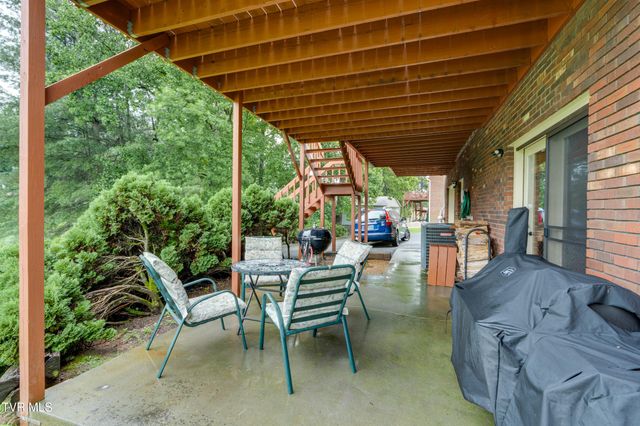 158 Ezee Street, Elizabethton, TN 37643