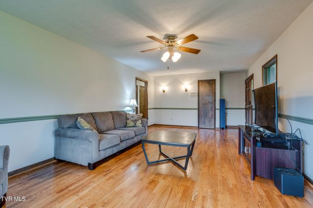 158 Ezee Street, Elizabethton, TN 37643