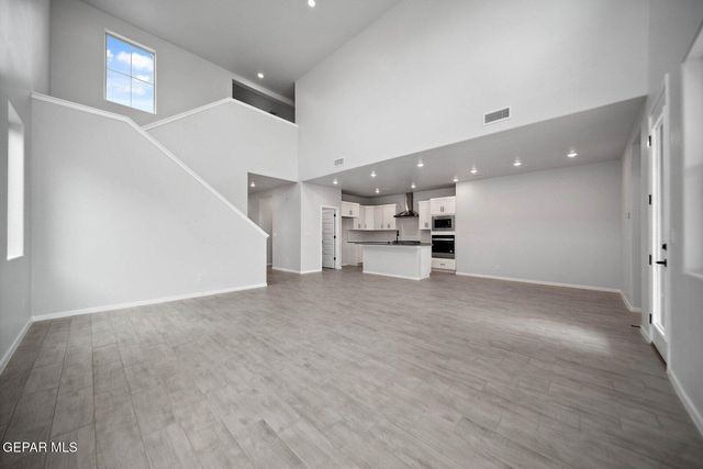 13961 Thunder Sky Avenue, El Paso, TX 79928