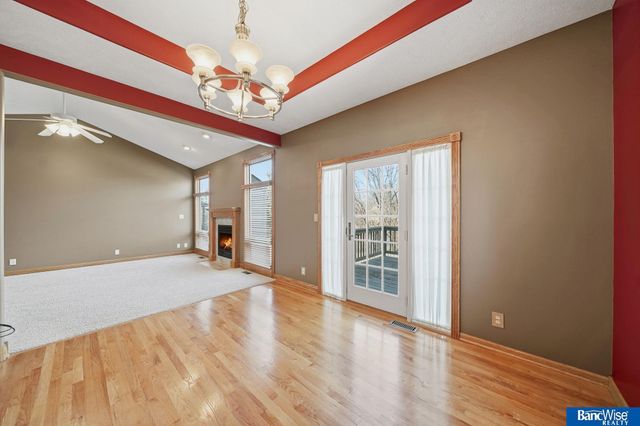 7946 Hunters Ridge Road, Lincoln, NE 68516