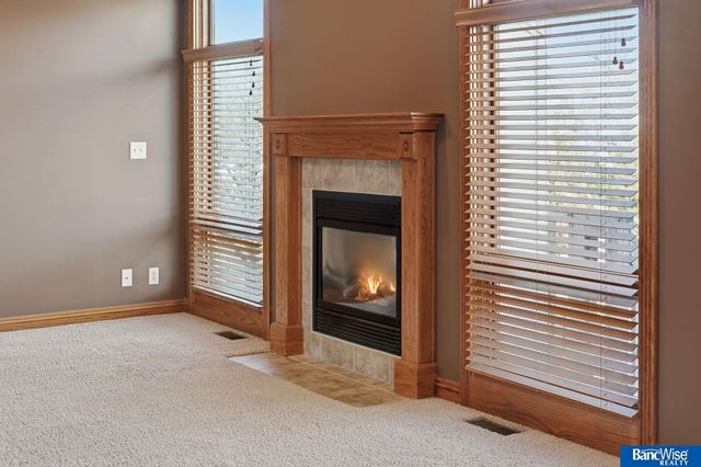 7946 Hunters Ridge Road, Lincoln, NE 68516