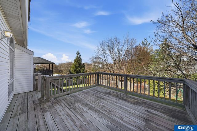 7946 Hunters Ridge Road, Lincoln, NE 68516