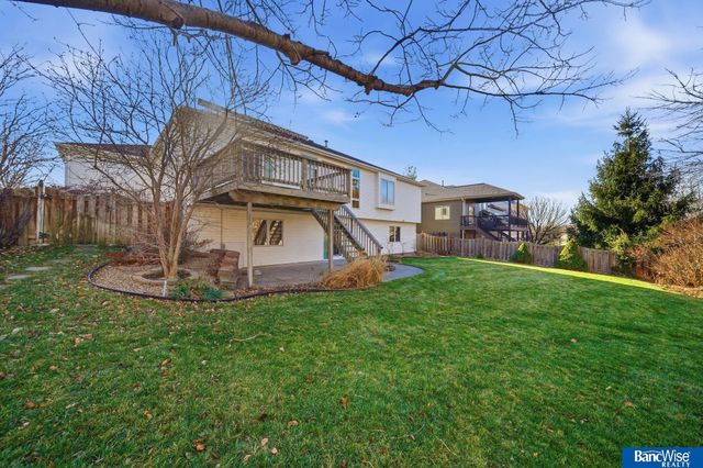 7946 Hunters Ridge Road, Lincoln, NE 68516