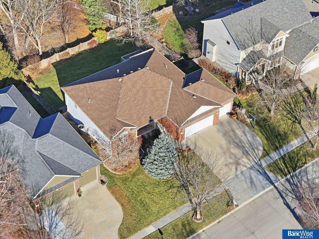 7946 Hunters Ridge Road, Lincoln, NE 68516