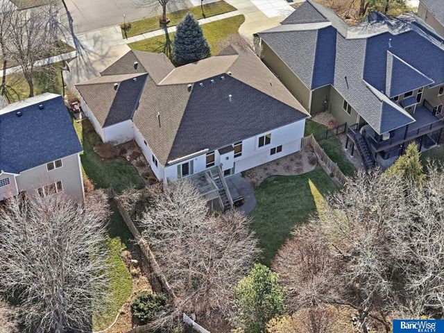 7946 Hunters Ridge Road, Lincoln, NE 68516