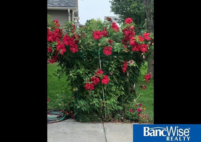 7946 Hunters Ridge Road, Lincoln, NE 68516