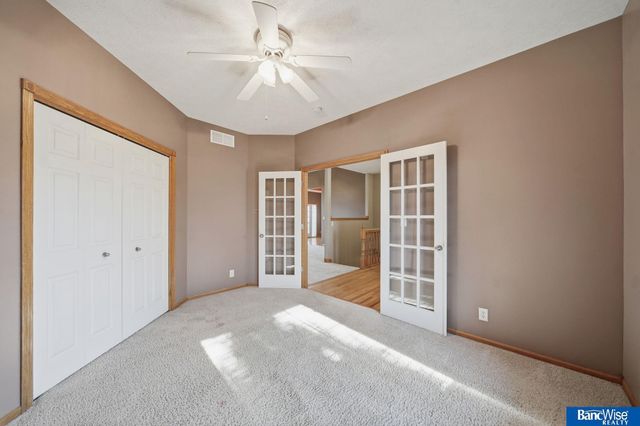 7946 Hunters Ridge Road, Lincoln, NE 68516