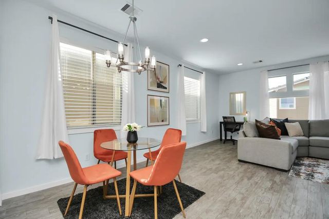 5411 Lindsay Lane, Houston, TX 77011