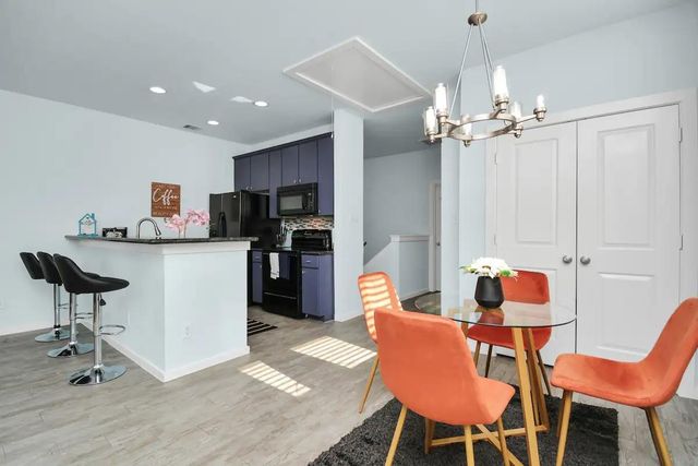 5411 Lindsay Lane, Houston, TX 77011