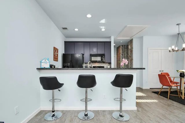 5411 Lindsay Lane, Houston, TX 77011