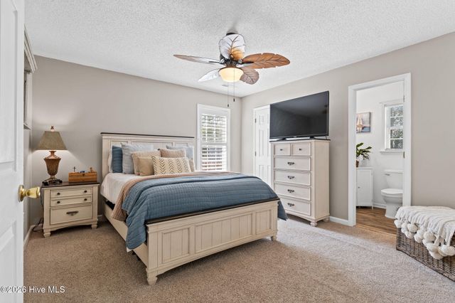 107 NW 16th Street, Oak Island, NC 28465