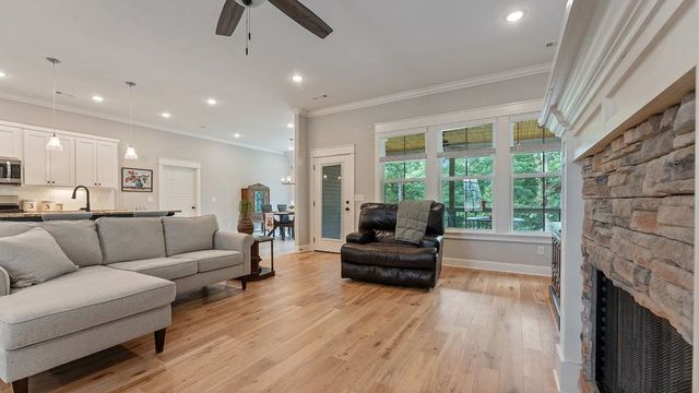 16 Hambleton Drive, Bella Vista, AR 72714