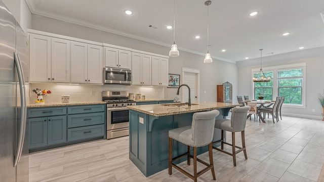 16 Hambleton Drive, Bella Vista, AR 72714