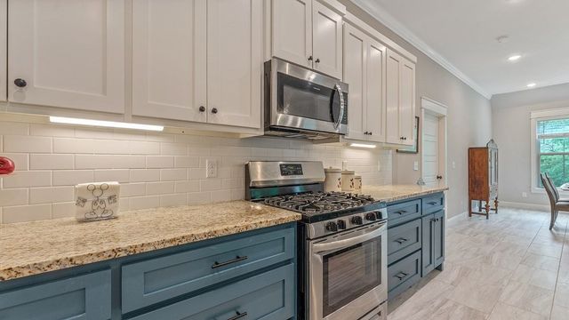 16 Hambleton Drive, Bella Vista, AR 72714
