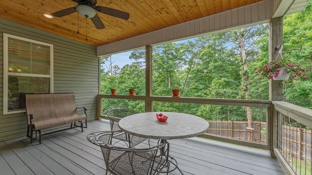 16 Hambleton Drive, Bella Vista, AR 72714