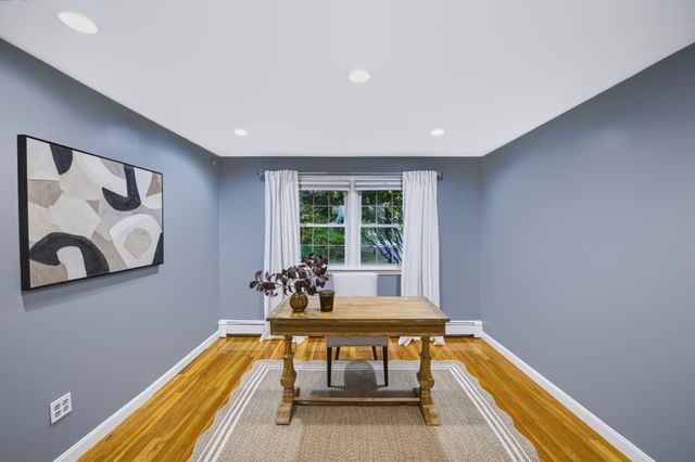 35 Eagle Dr, Sharon, MA 02067