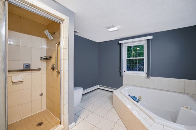 35 Eagle Dr, Sharon, MA 02067