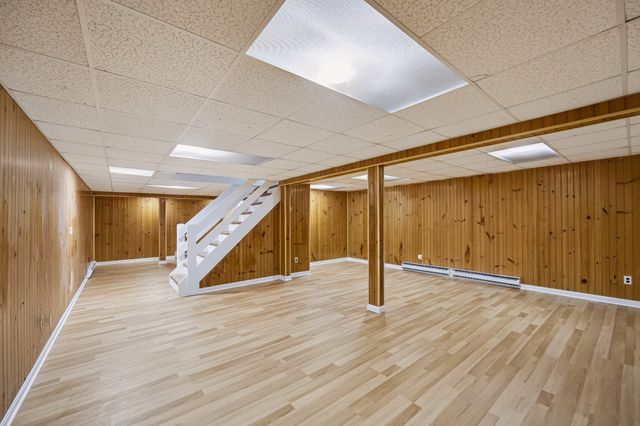 35 Eagle Dr, Sharon, MA 02067