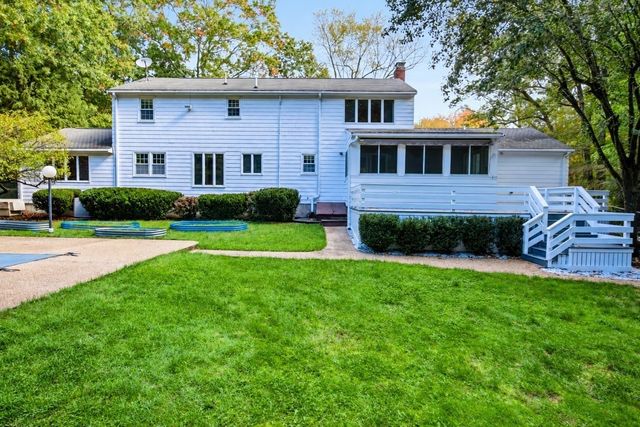35 Eagle Dr, Sharon, MA 02067