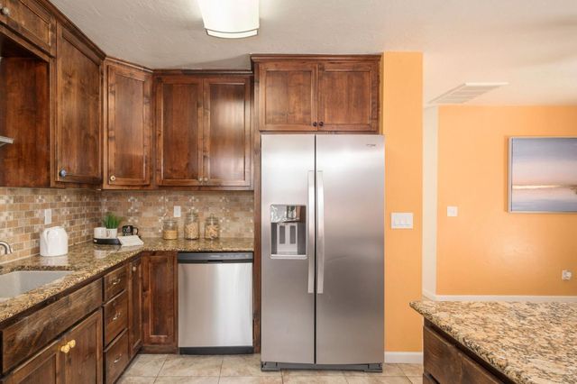 2791 W Kofoid Avenue, Caruthers, CA 93609