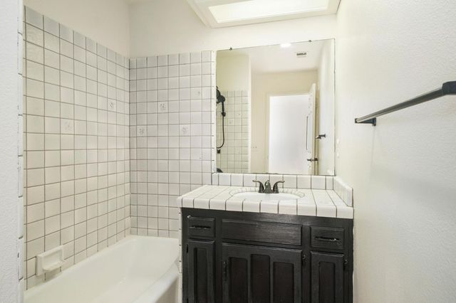 2791 W Kofoid Avenue, Caruthers, CA 93609