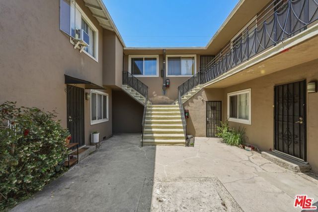 11401 Washington Place, Los Angeles, CA 90066