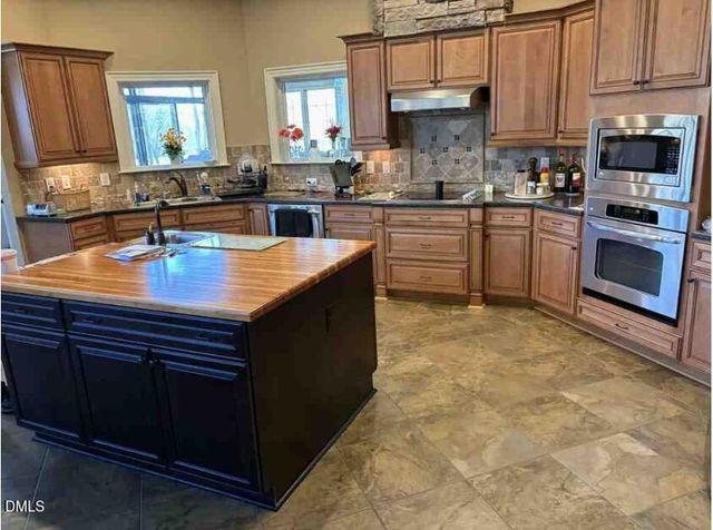 2096 Lower Moncure Road, Sanford, NC 27330