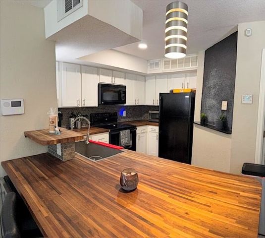 2311 Balsam Drive H212, Arlington, TX 76006