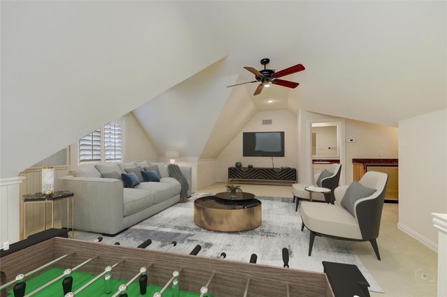 3815 Northwest Parkway, University Park, TX 75225