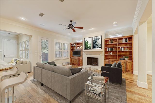 3815 Northwest Parkway, University Park, TX 75225