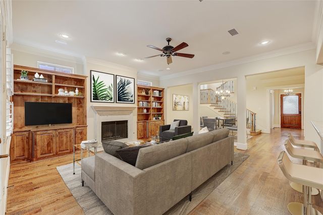 3815 Northwest Parkway, University Park, TX 75225