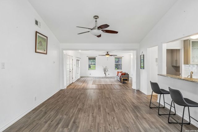 24818 HOUSE MOUNTAIN RD, San Antonio, TX 78255