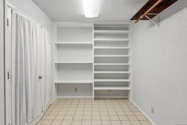 24818 HOUSE MOUNTAIN RD, San Antonio, TX 78255