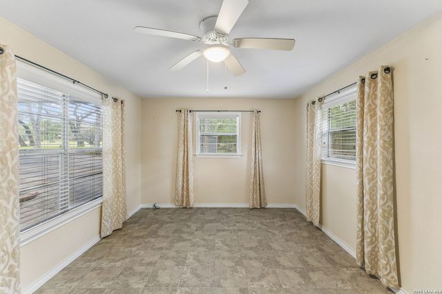 24818 HOUSE MOUNTAIN RD, San Antonio, TX 78255