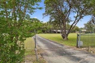 24818 HOUSE MOUNTAIN RD, San Antonio, TX 78255