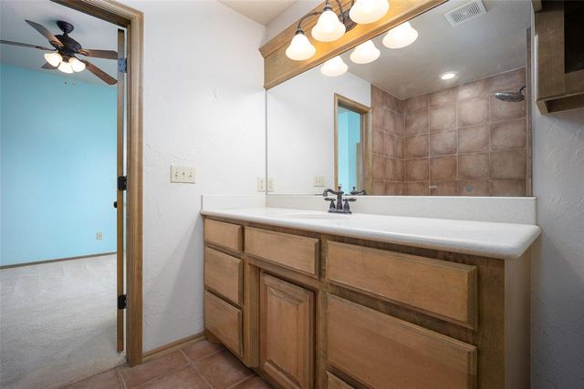 1260 E Rock Creek Road, Tuttle, OK 73089